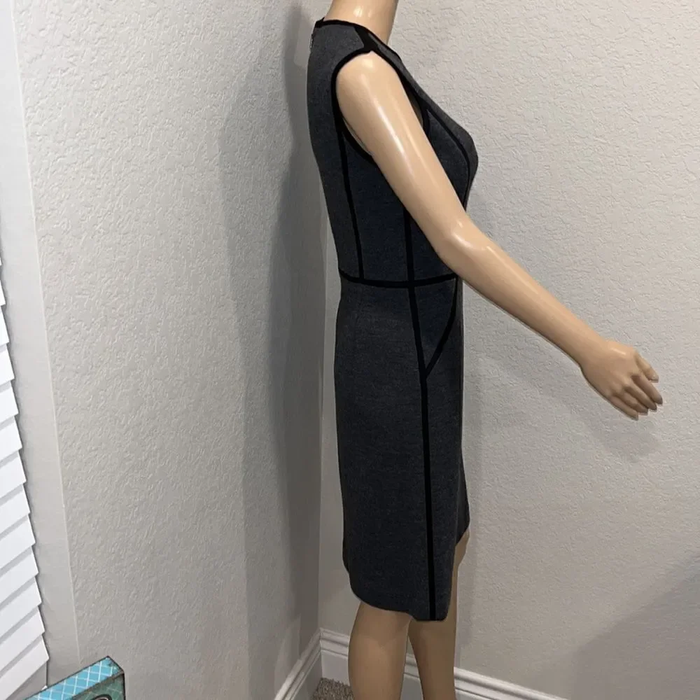Tory Burch designer form fitting dress w/ black piping
